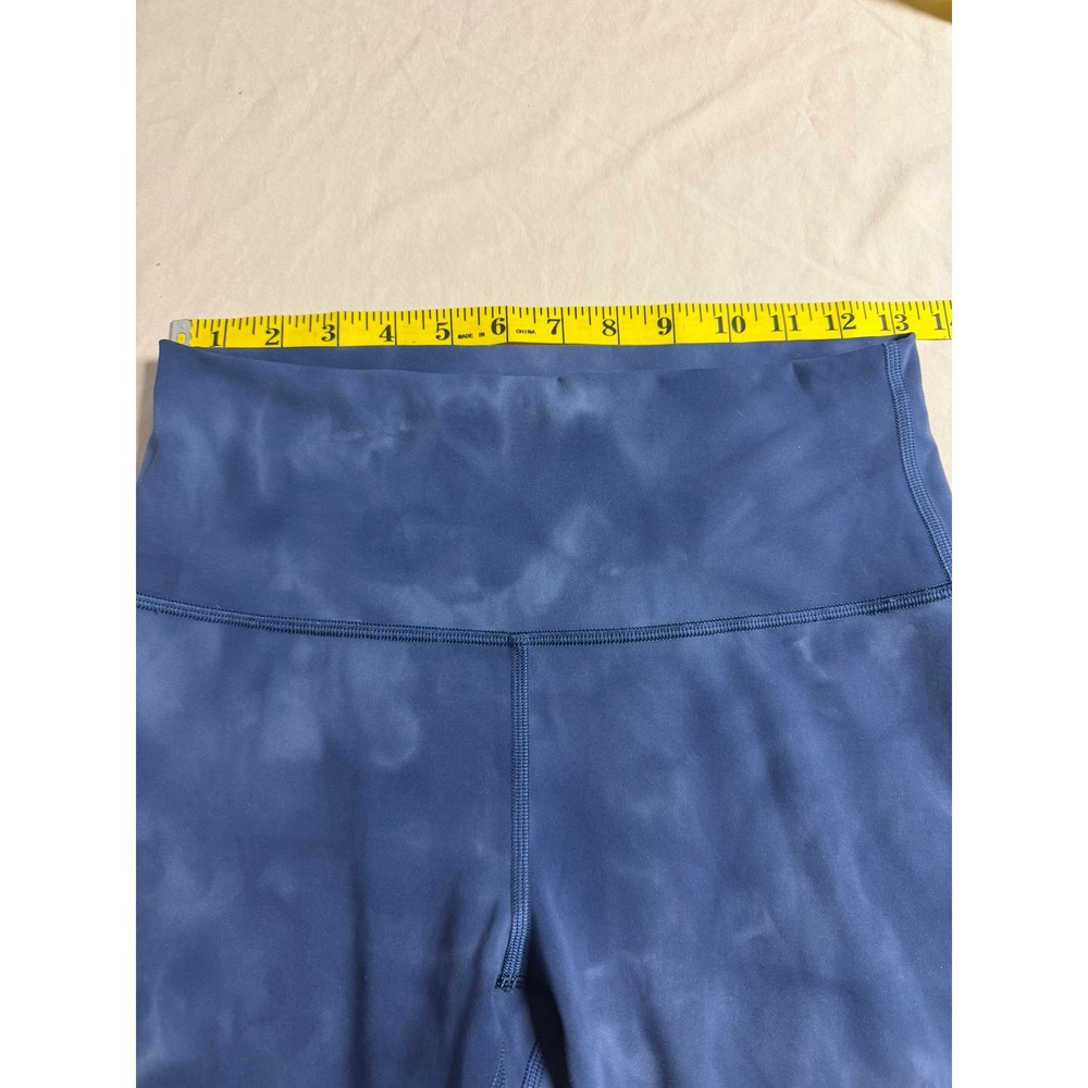 Lululemon High Rise Crop Leggings Blue Cloud Wash Tie Dye Yoga Pants 21 Inseam - Picture 6 of 6